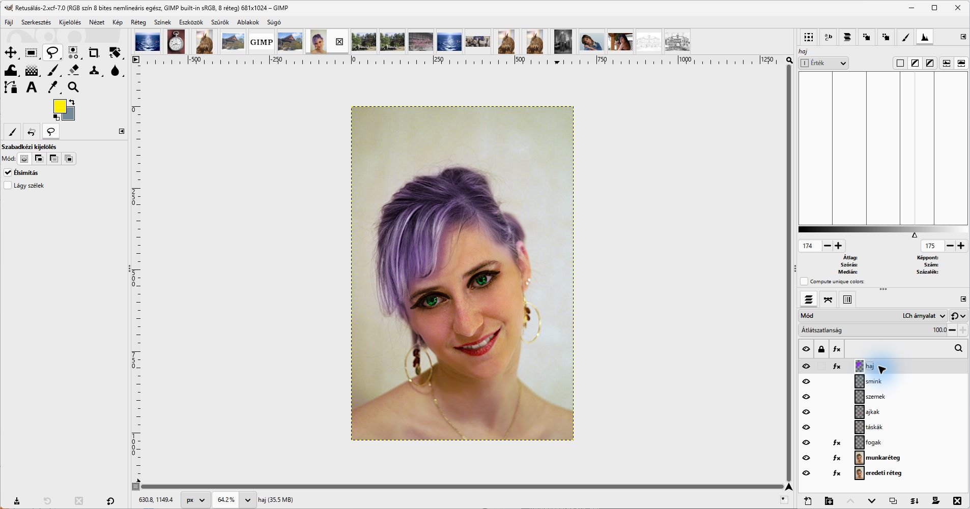 GIMP 3.2.6: a lila haj külön rétege LCh árnyalat módban; a tincsek világossága megmarad.